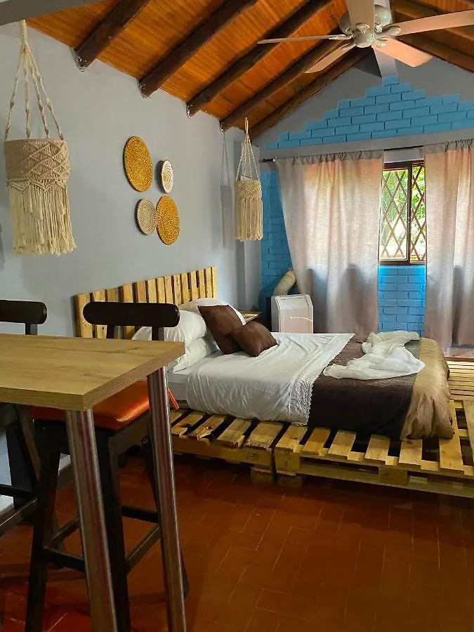 Finca Villa Chalet Del Rio Cali Farm Villa Chalet Cali River קולומביה