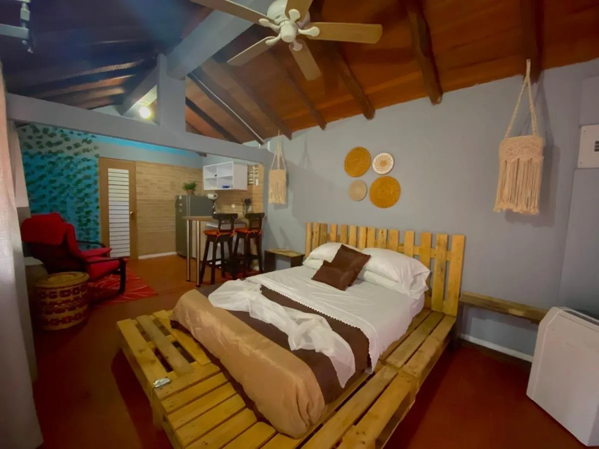 Finca Villa Chalet Del Rio Cali Farm Villa Chalet Cali River 0*,  Colombia